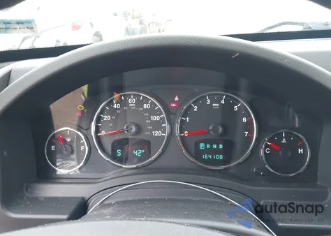 2010 Jeep Liberty Sport from USA, damaged, VIN 1J4PN2GK7AW167466